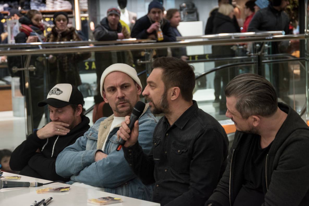 Автограф-сесія гурту Друга Ріка image-38