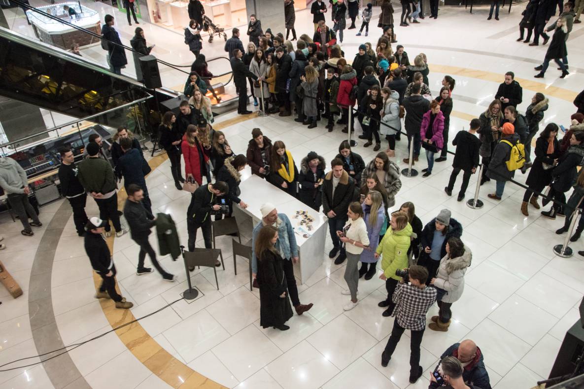 Автограф-сесія гурту Друга Ріка image-78