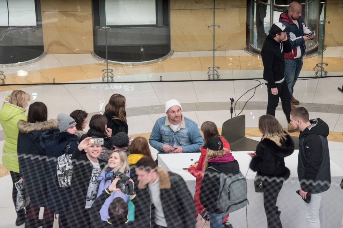 Автограф-сесія гурту Друга Ріка image-90