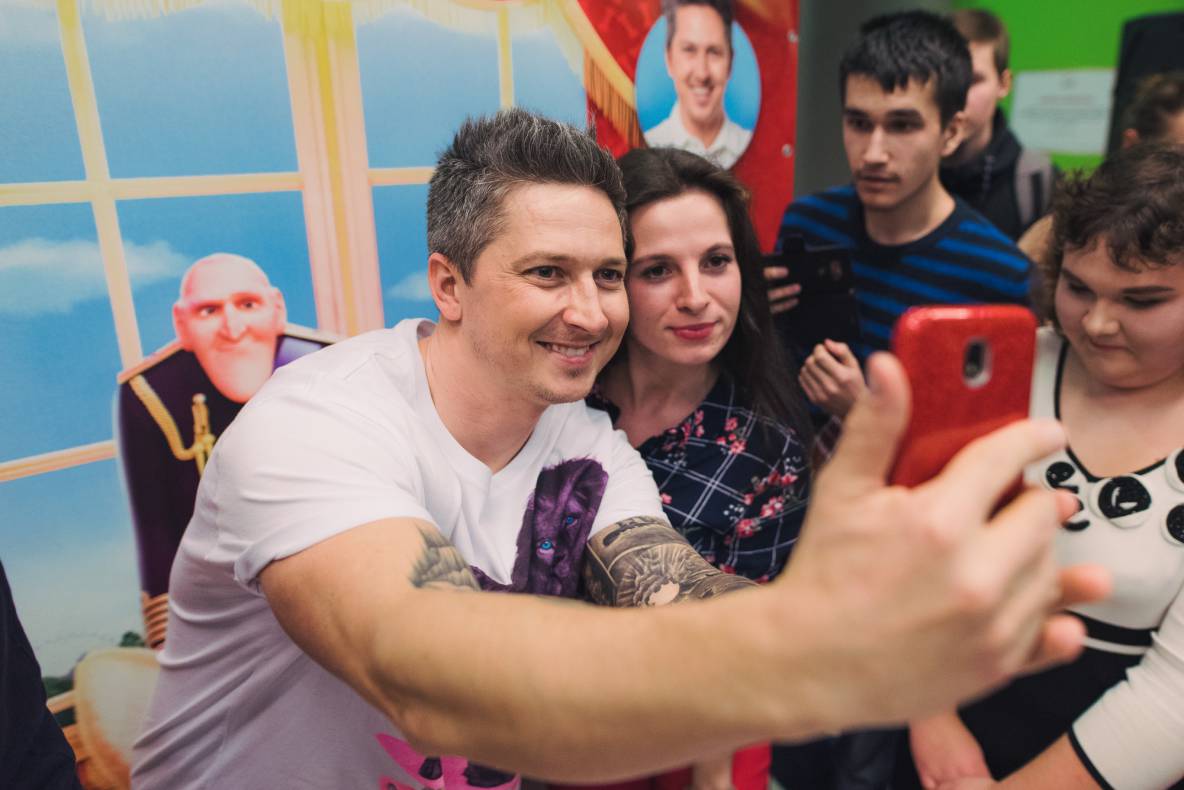 Автограф-сесія з Олександром Педаном "Коргі" image-38