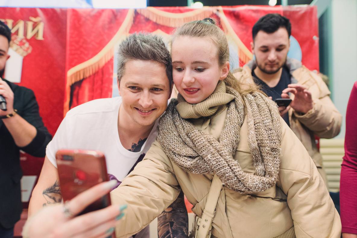 Автограф-сесія з Олександром Педаном "Коргі" image-40