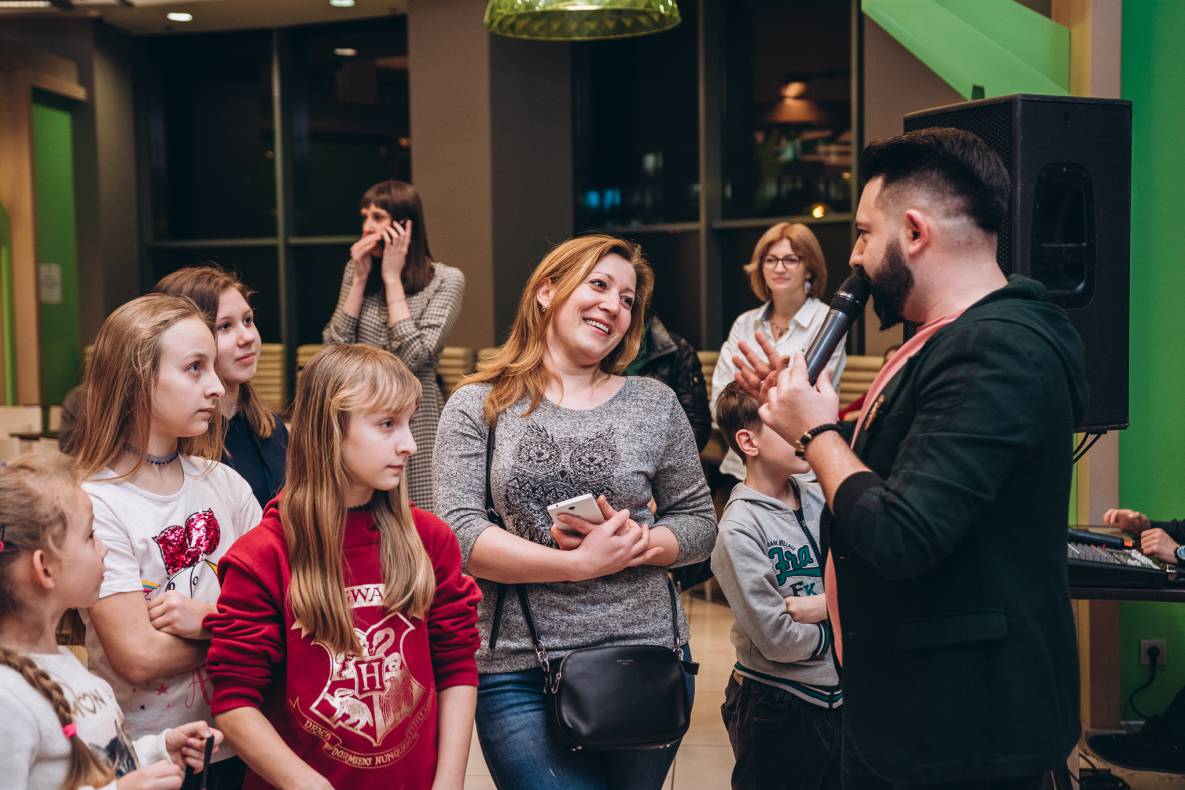 Автограф-сесія з Олександром Педаном "Коргі" image-134