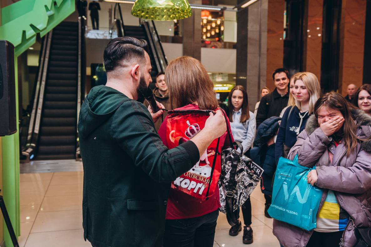 Автограф-сесія з Олександром Педаном "Коргі" image-138