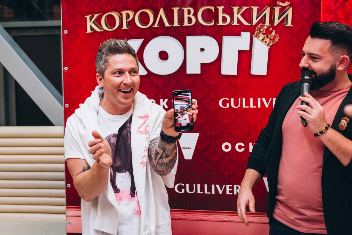 Автограф-сесія з Олександром Педаном "Коргі" image-153