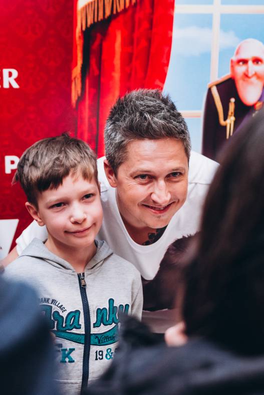 Автограф-сесія з Олександром Педаном "Коргі" image-183