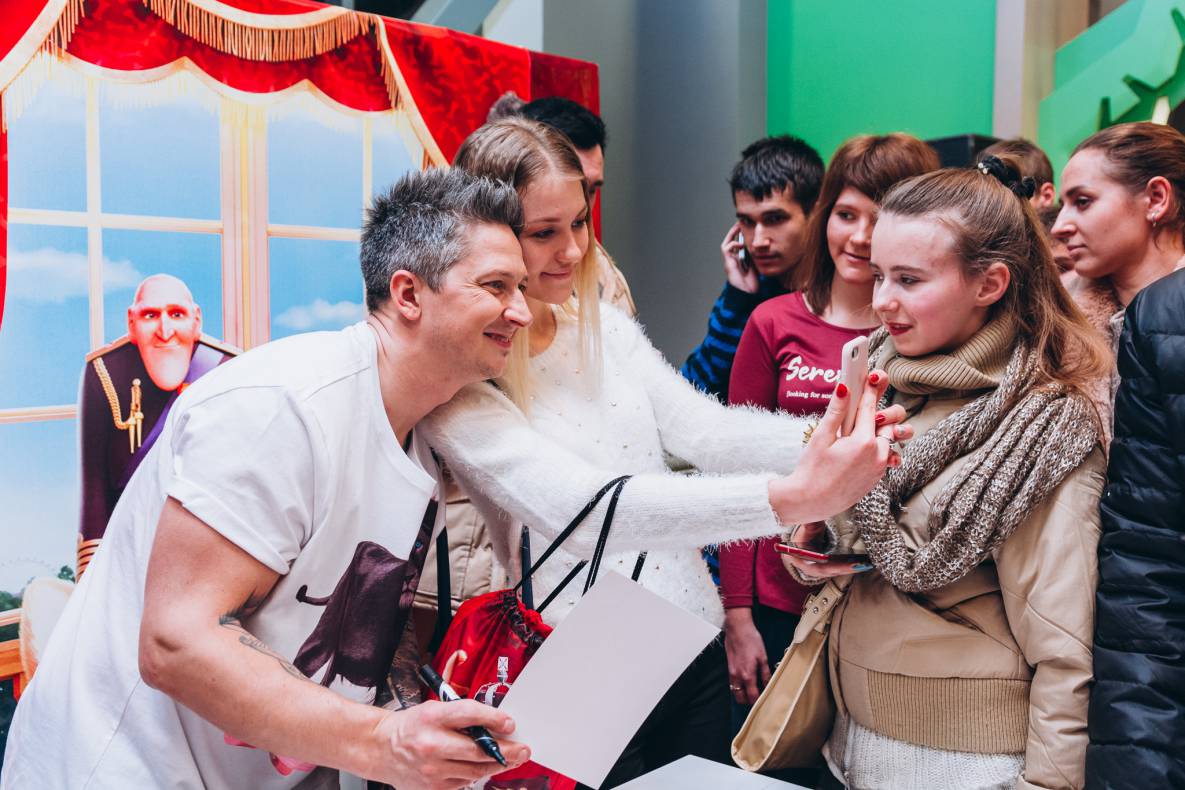 Автограф-сесія з Олександром Педаном "Коргі" image-192