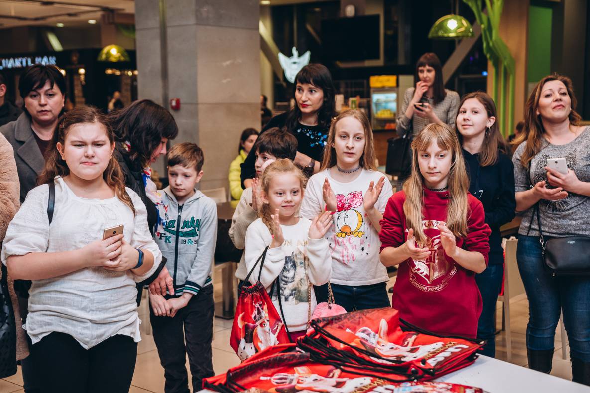 Автограф-сесія з Олександром Педаном "Коргі" image-68