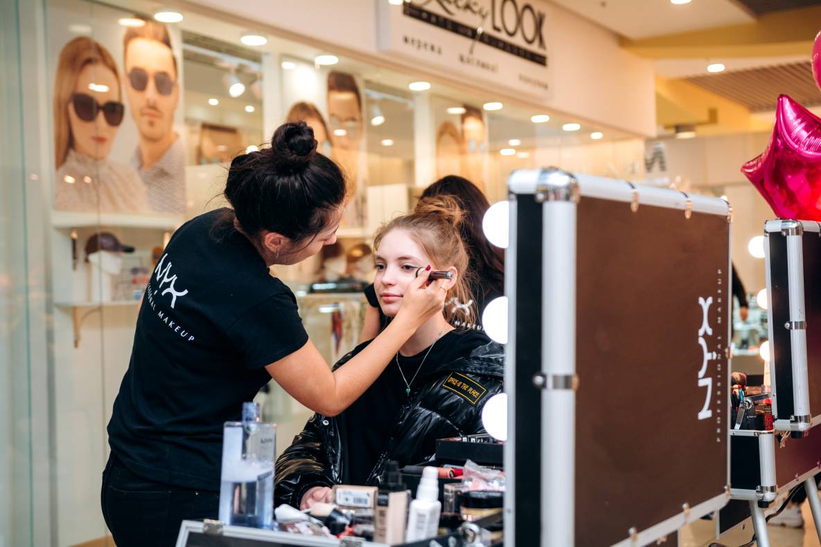 8 березня у ТРЦ Gulliver image-20