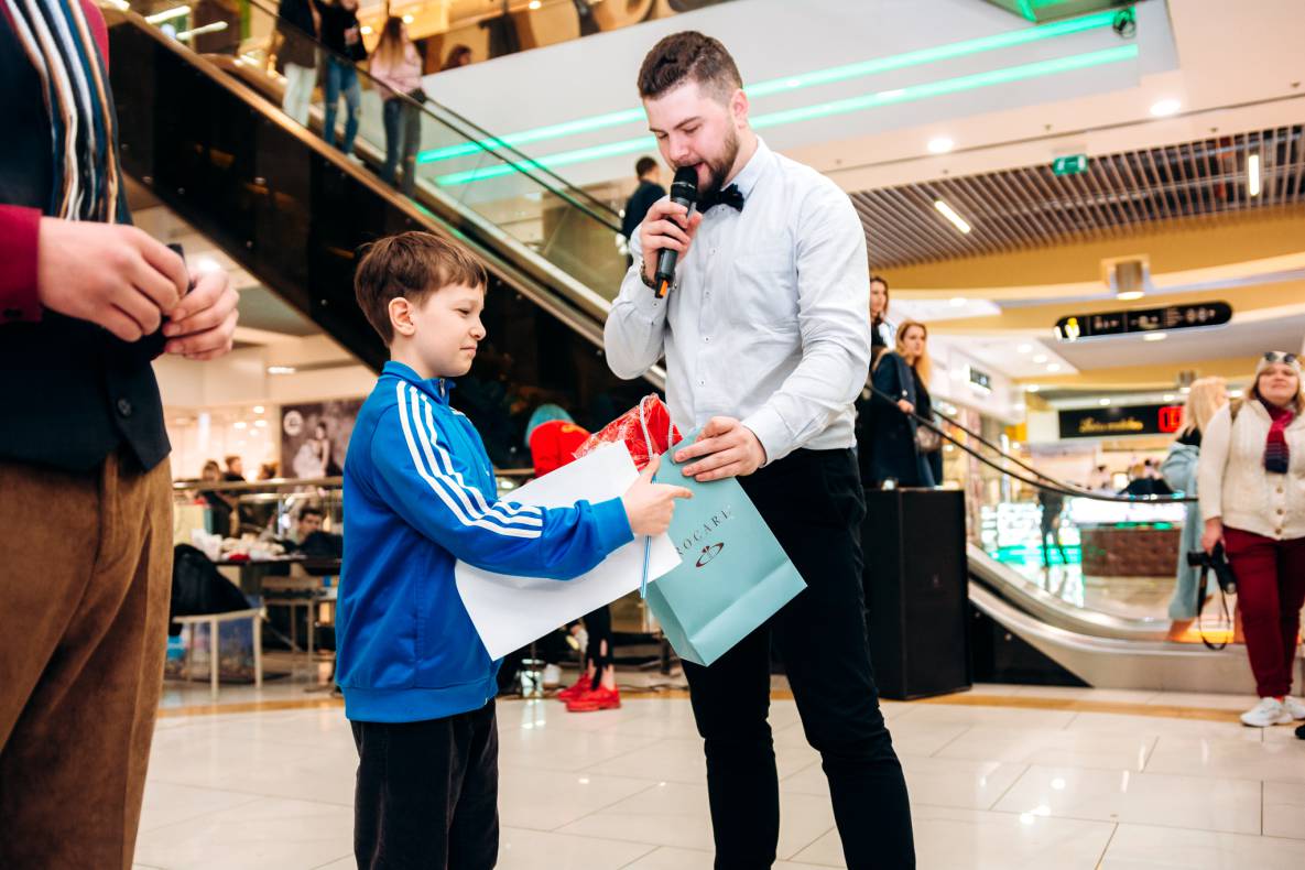 8 березня у ТРЦ Gulliver image-41