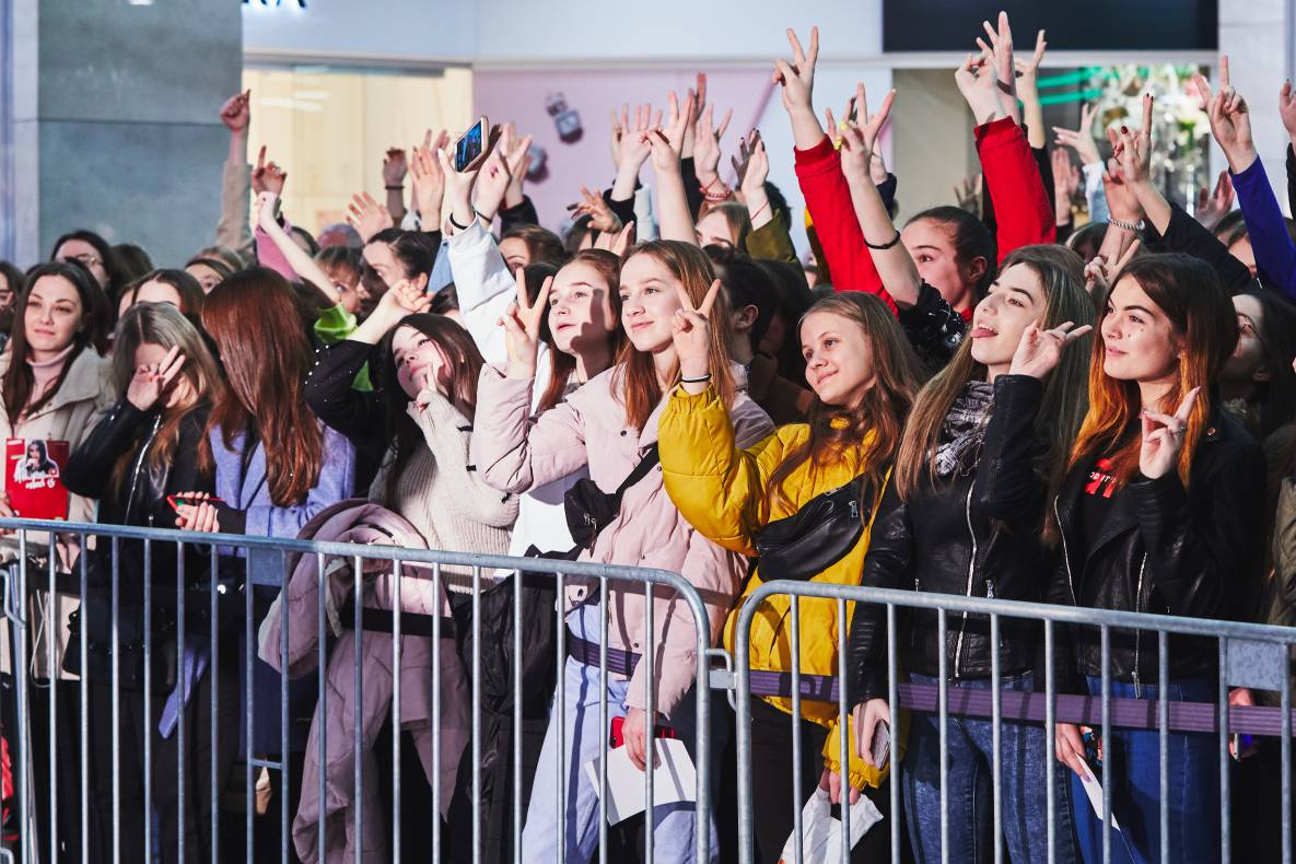 AIR BLOGGERS DAY IN GULLIVER: Sasha Chistova image-1