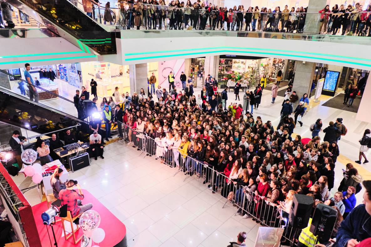 AIR BLOGGERS DAY IN GULLIVER: Sasha Chistova image-10