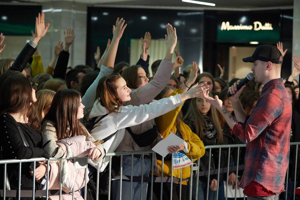 AIR BLOGGERS DAY IN GULLIVER: Sasha Chistova image-37