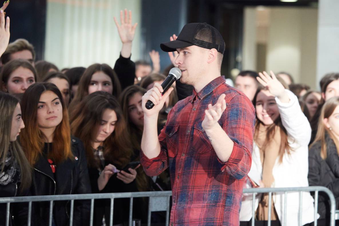 AIR BLOGGERS DAY IN GULLIVER: Sasha Chistova image-39