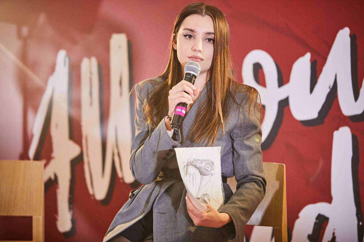 AIR BLOGGERS DAY IN GULLIVER: Sasha Chistova image-57