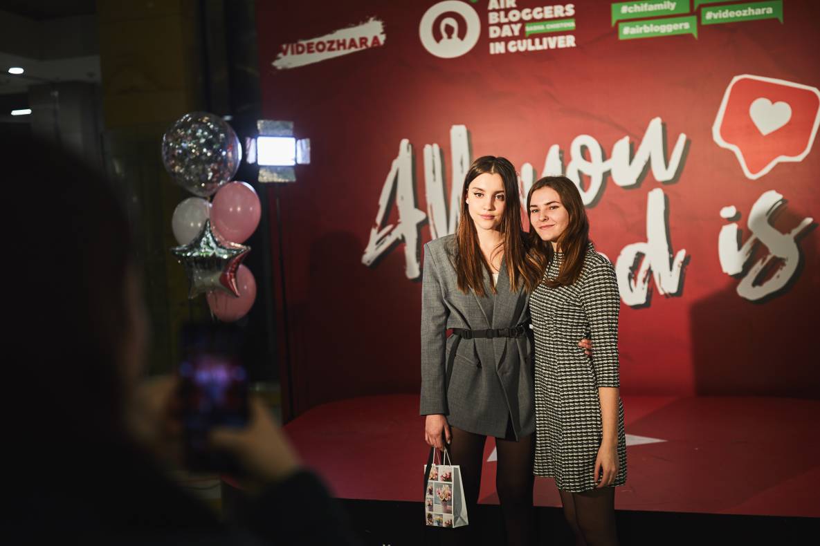 AIR BLOGGERS DAY IN GULLIVER: Sasha Chistova image-86