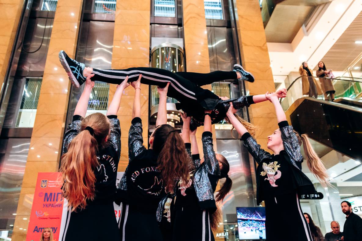 S.P.O.R.T &amp; A.R.T: Чірлідінг image-190