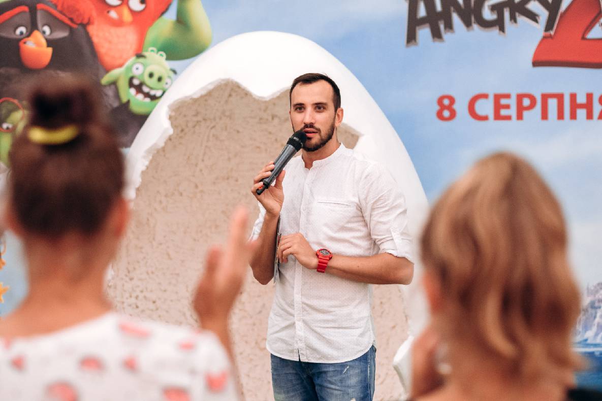 Sonia Plakdyuk&#039;s autograph session — Angry Birds 2 image-19