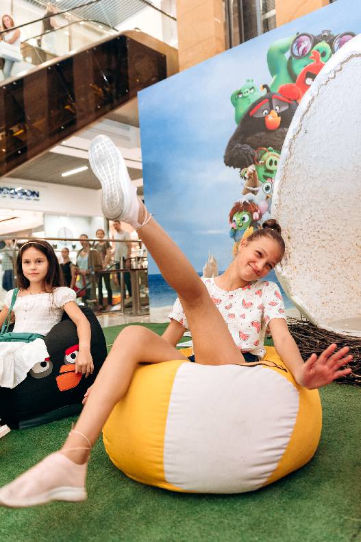 Sonia Plakdyuk&#039;s autograph session — Angry Birds 2 image-39