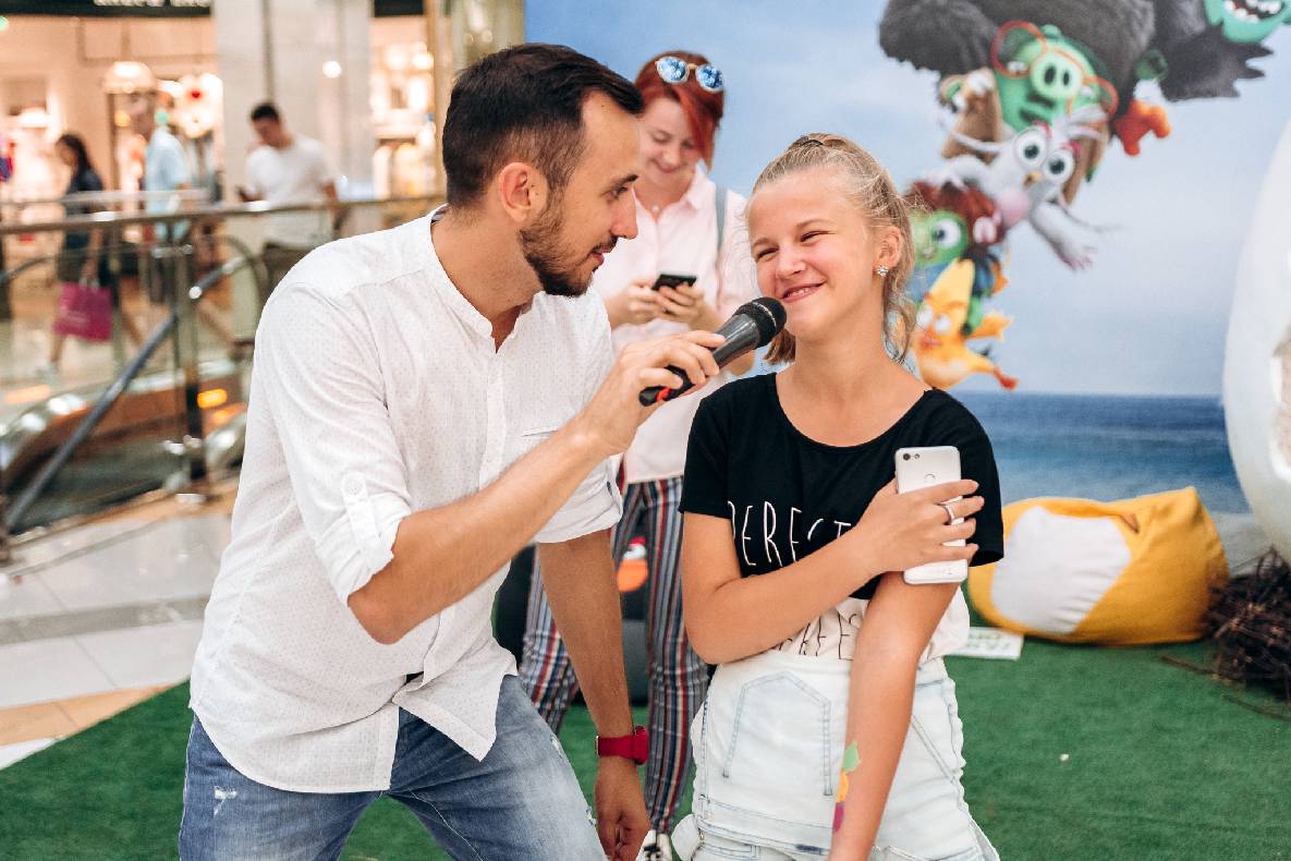 Sonia Plakdyuk&#039;s autograph session — Angry Birds 2 image-55