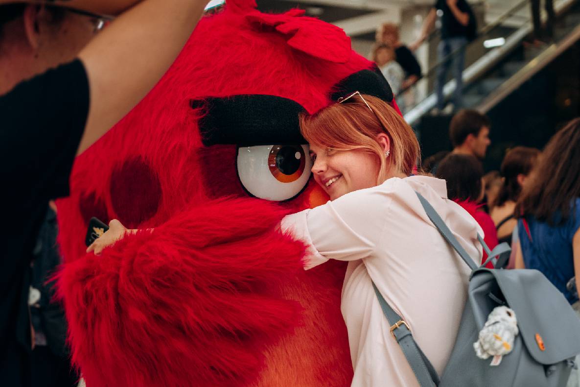 Sonia Plakdyuk&#039;s autograph session — Angry Birds 2 image-78