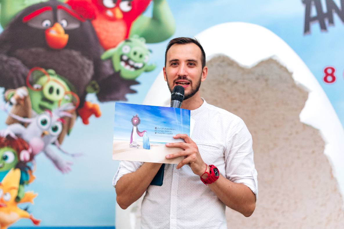 Sonia Plakdyuk&#039;s autograph session — Angry Birds 2 image-80