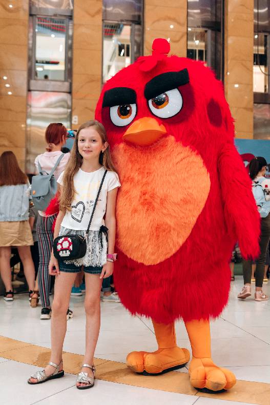 Sonia Plakdyuk&#039;s autograph session — Angry Birds 2 image-83