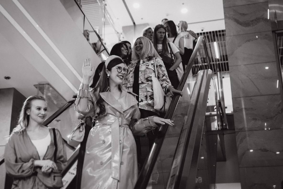 Sonia Plakdyuk&#039;s autograph session — Angry Birds 2 image-98