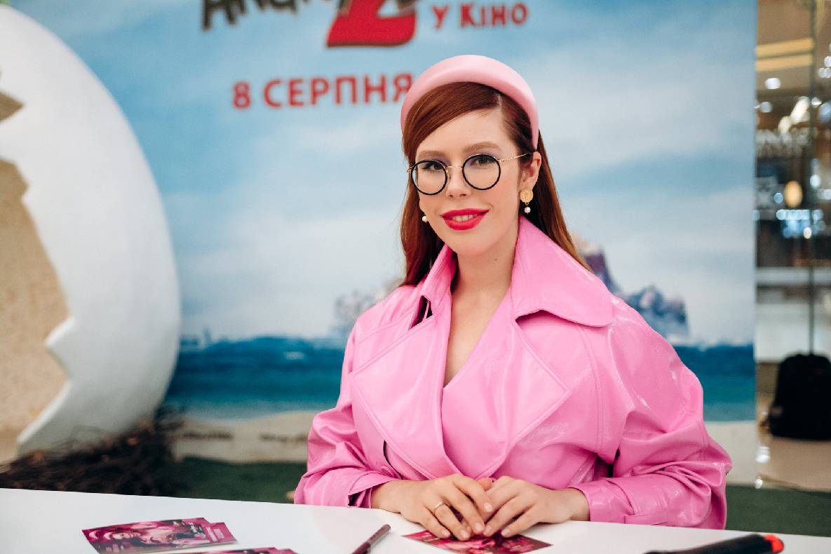 Sonia Plakdyuk&#039;s autograph session — Angry Birds 2 image-104