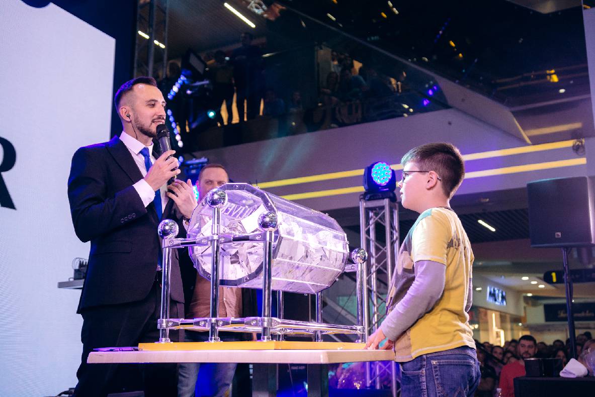 День народження Gulliver - 6 років на висоті! image-232