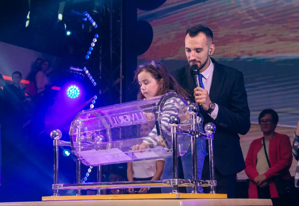 День народження Gulliver - 6 років на висоті! image-240