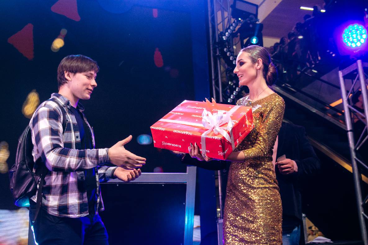 День народження Gulliver - 6 років на висоті! image-249