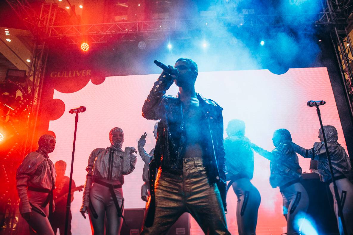 День народження Gulliver - 6 років на висоті! image-357