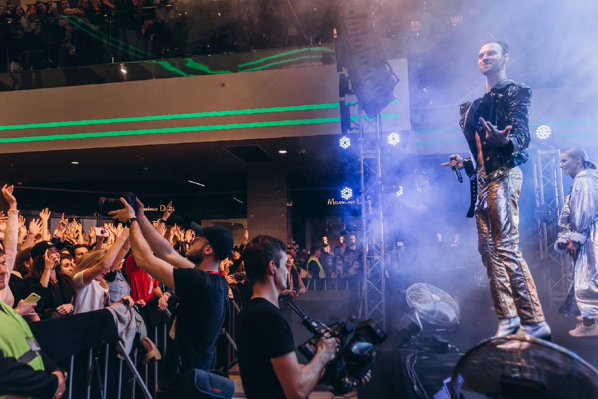 День народження Gulliver - 6 років на висоті! image-367