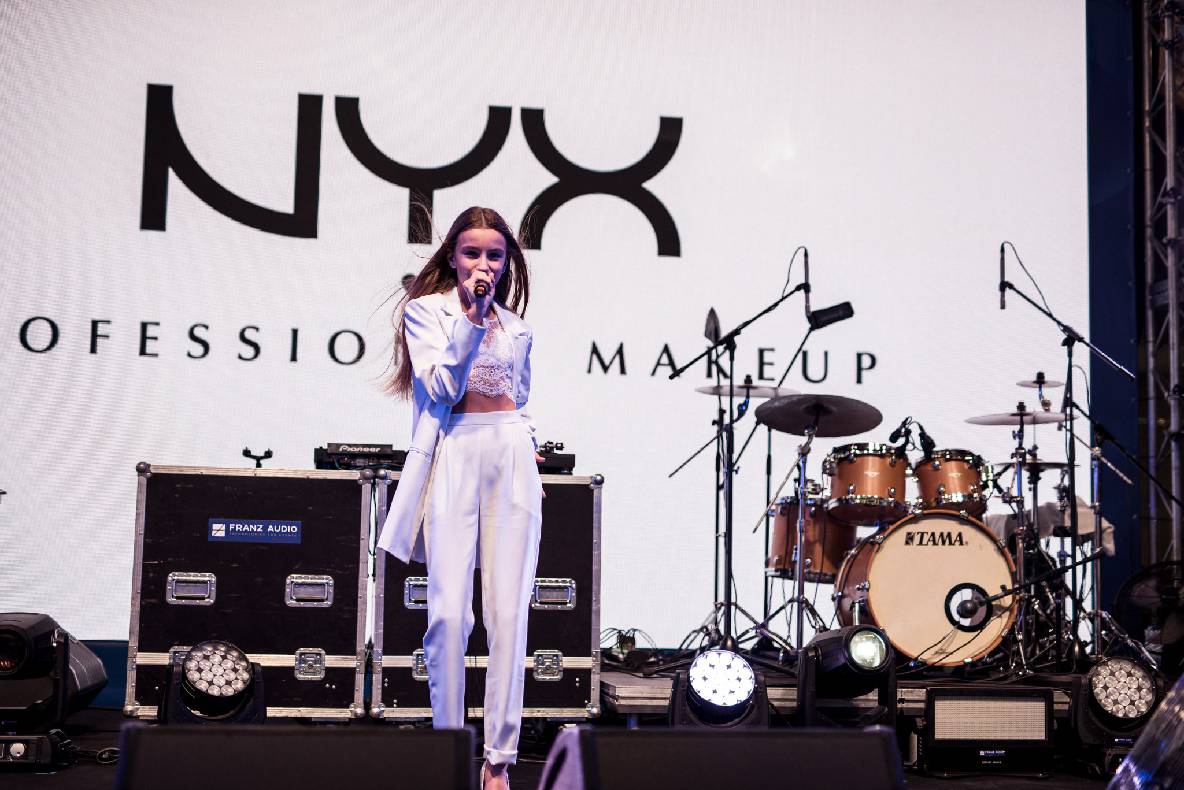 День народження Gulliver - 6 років на висоті! image-375