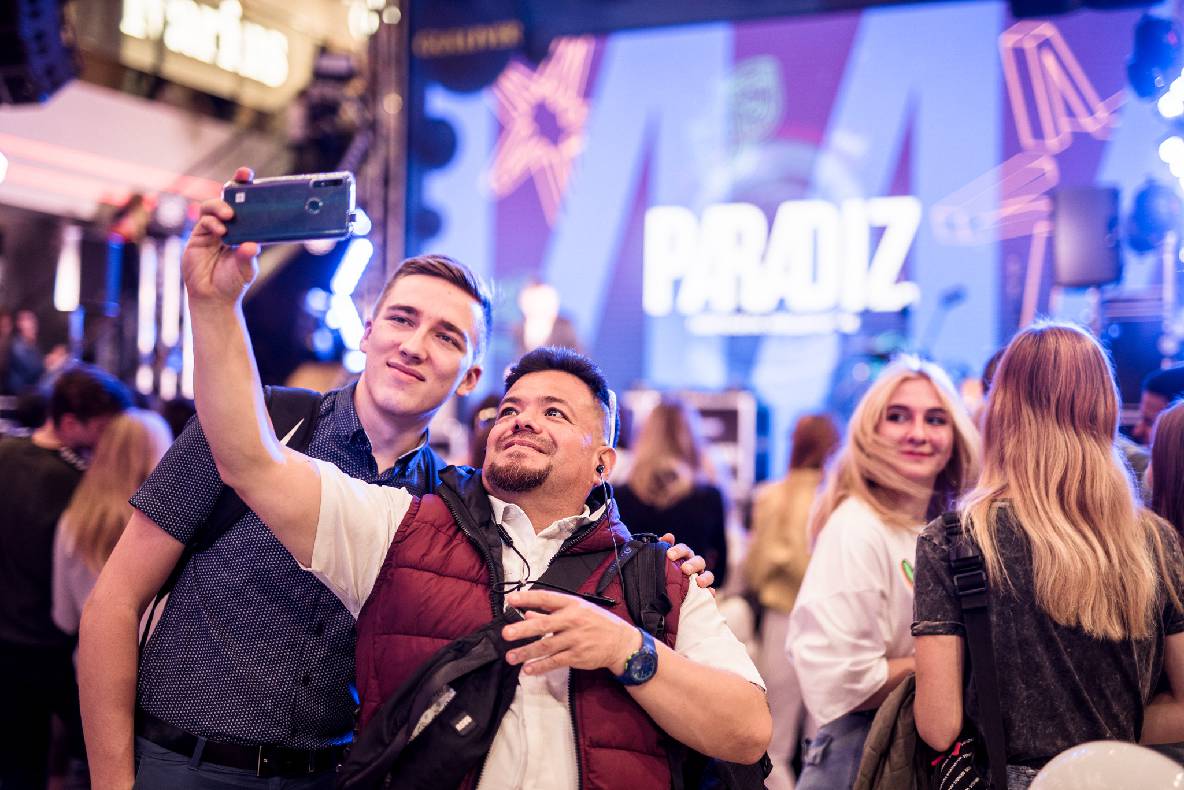 День народження Gulliver - 6 років на висоті! image-444