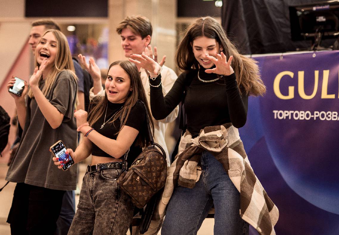 День народження Gulliver - 6 років на висоті! image-445