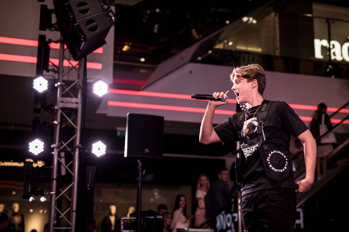 День народження Gulliver - 6 років на висоті! image-481