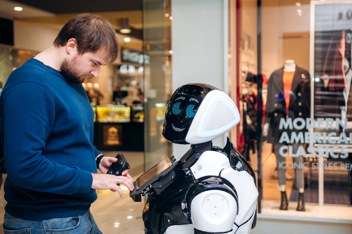 Чорна п&#039;ятниця 2019 — LAUD, автограф-сесія Євгена Кота і Ксенії Мішиной image-3