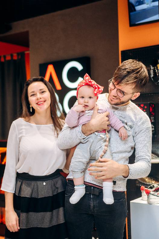 Чорна п&#039;ятниця 2019 — LAUD, автограф-сесія Євгена Кота і Ксенії Мішиной image-36