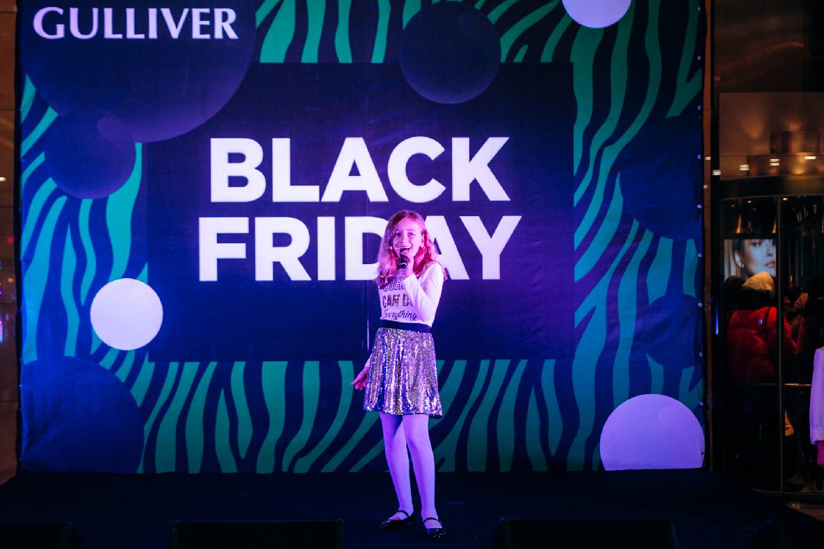 Чорна п&#039;ятниця 2019 — LAUD, автограф-сесія Євгена Кота і Ксенії Мішиной image-38