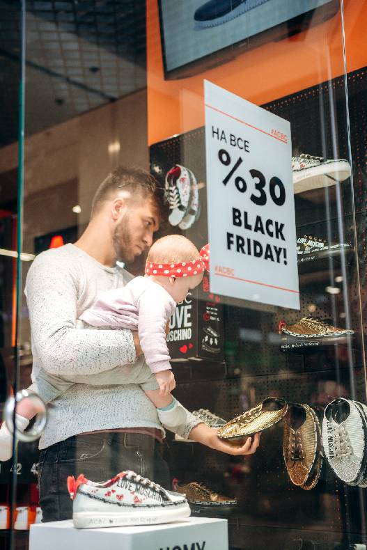 Чорна п&#039;ятниця 2019 — LAUD, автограф-сесія Євгена Кота і Ксенії Мішиной image-40