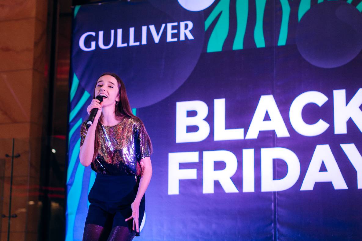 Чорна п&#039;ятниця 2019 — LAUD, автограф-сесія Євгена Кота і Ксенії Мішиной image-41