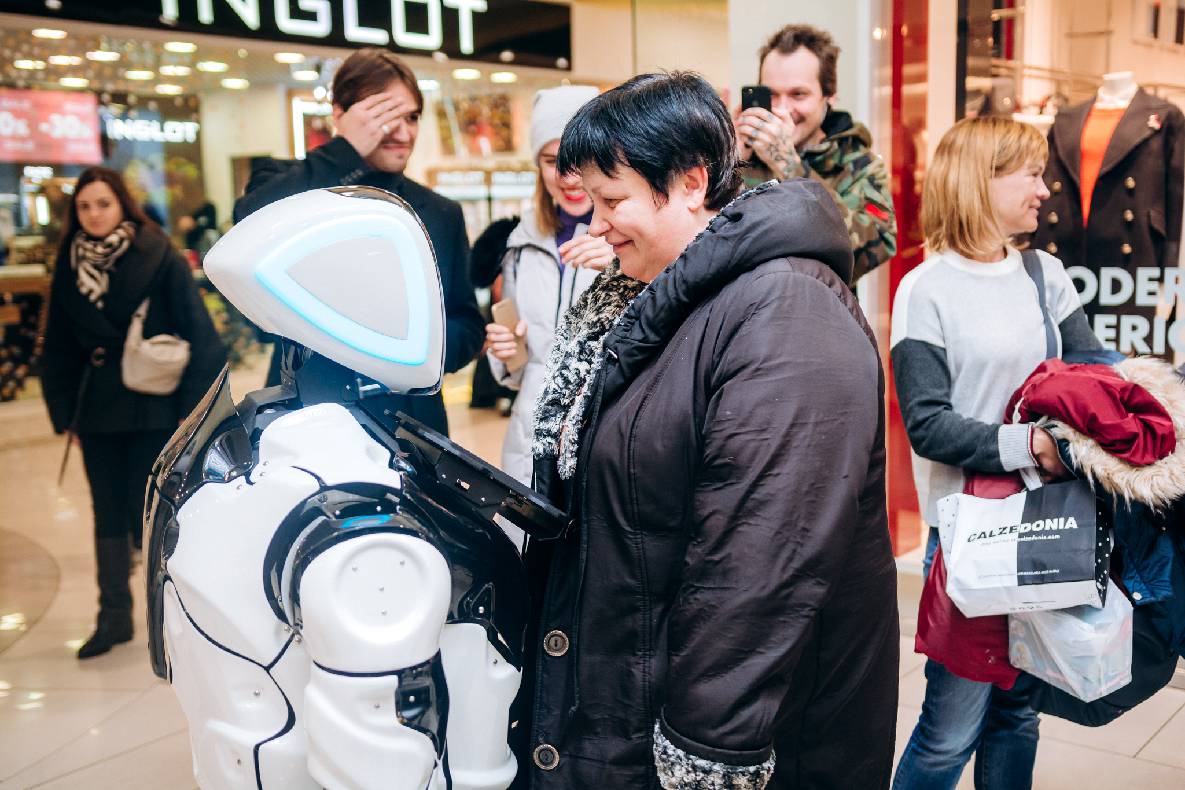 Чорна п&#039;ятниця 2019 — LAUD, автограф-сесія Євгена Кота і Ксенії Мішиной image-43