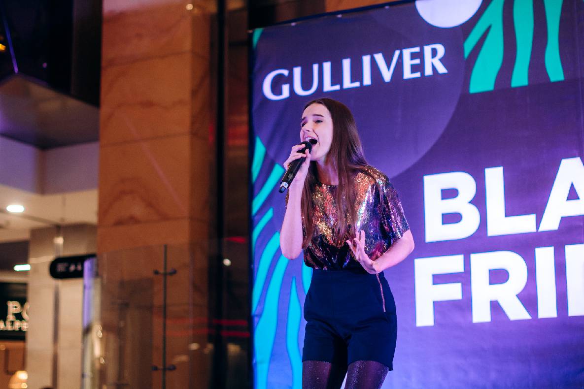 Чорна п&#039;ятниця 2019 — LAUD, автограф-сесія Євгена Кота і Ксенії Мішиной image-44