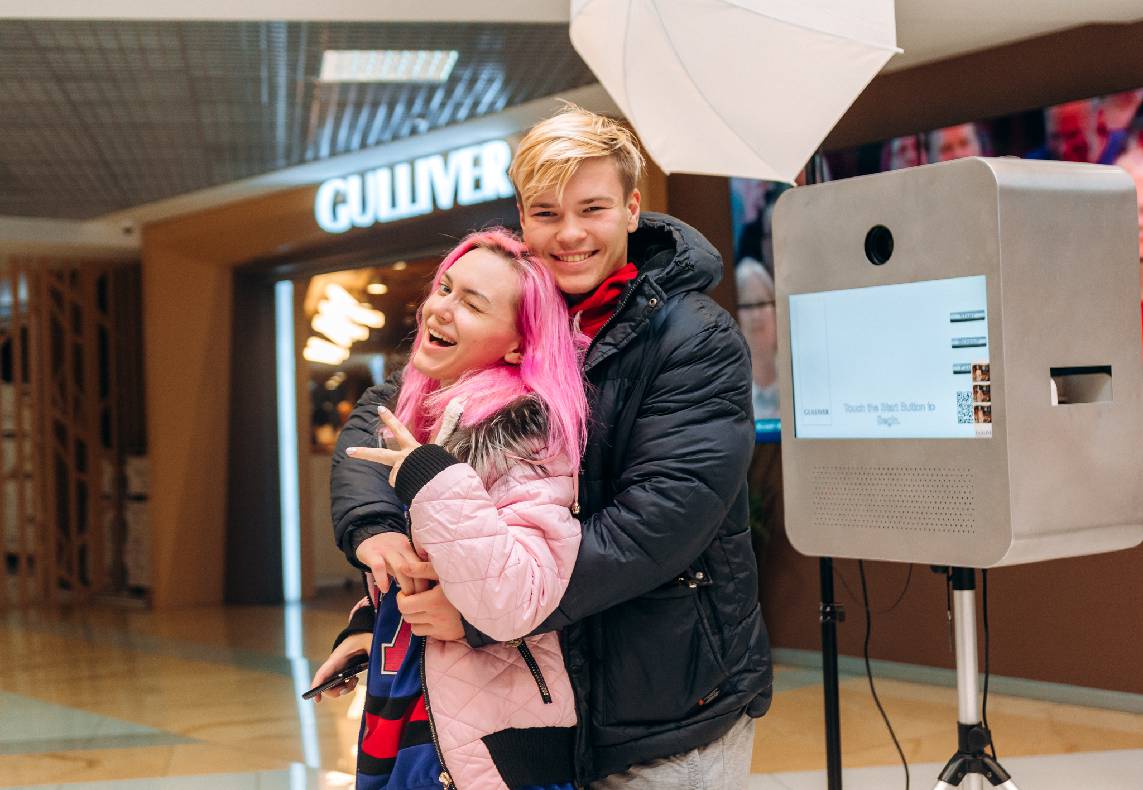 Чорна п&#039;ятниця 2019 — LAUD, автограф-сесія Євгена Кота і Ксенії Мішиной image-74