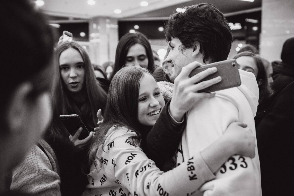 Чорна п&#039;ятниця 2019 — LAUD, автограф-сесія Євгена Кота і Ксенії Мішиной image-178