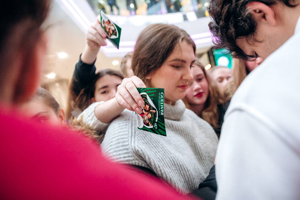 Чорна п&#039;ятниця 2019 — LAUD, автограф-сесія Євгена Кота і Ксенії Мішиной image-187