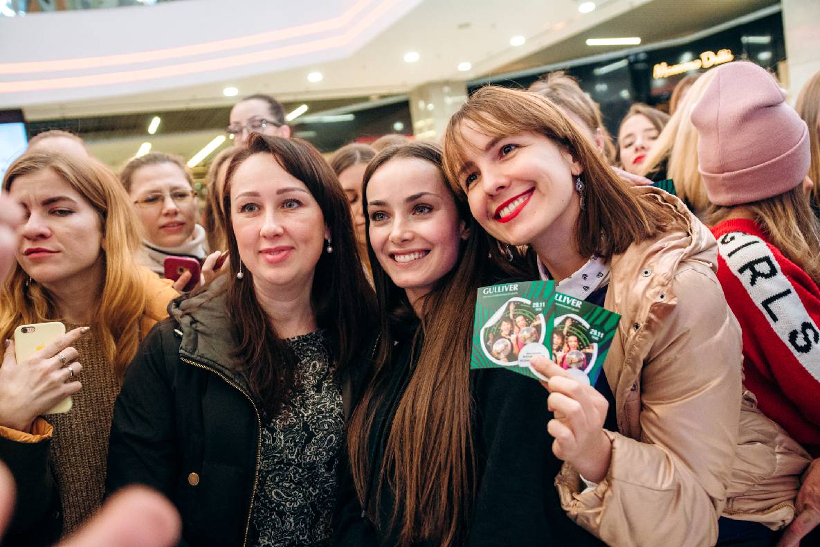 Чорна п&#039;ятниця 2019 — LAUD, автограф-сесія Євгена Кота і Ксенії Мішиной image-193