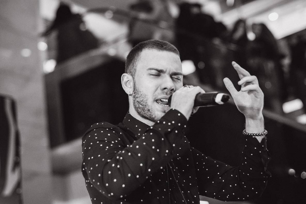 Чорна п&#039;ятниця 2019 — LAUD, автограф-сесія Євгена Кота і Ксенії Мішиной image-225