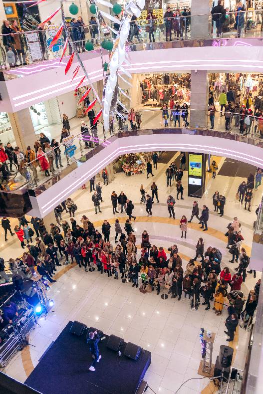 Чорна п&#039;ятниця 2019 — LAUD, автограф-сесія Євгена Кота і Ксенії Мішиной image-234